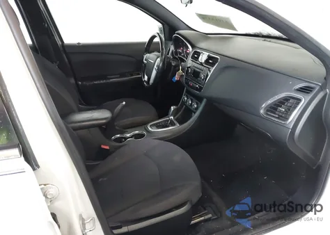 2013 Chrysler 200 Touring from USA, damaged, VIN 1C3CCBBB3DN597219